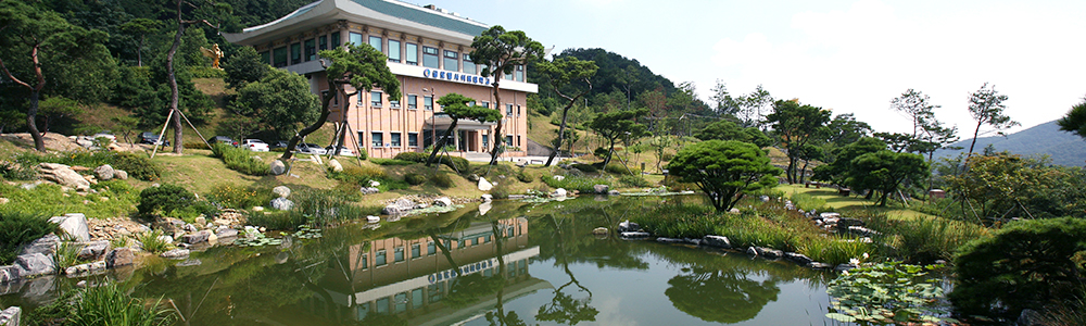 대학원건물사진